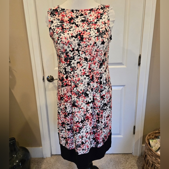 J. Jill Dresses & Skirts - Floral Sleeveless Knit Dress Black White Pink Wearever Collection